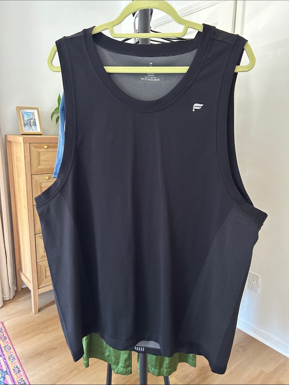 Fabletics Men’s Tank. Size XL. PTP 23”. Like new.